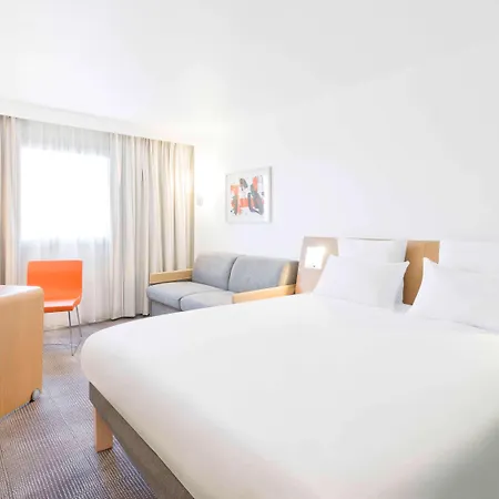 ホテル Novotel Roissy Witz サン＝ヴィッツ