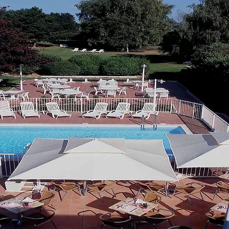 ホテル Novotel Roissy Witz