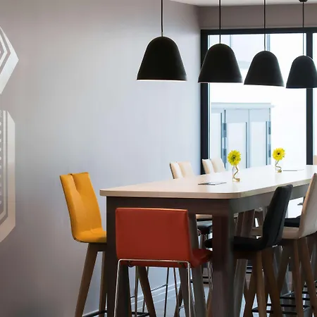 ホテル Novotel Roissy Witz